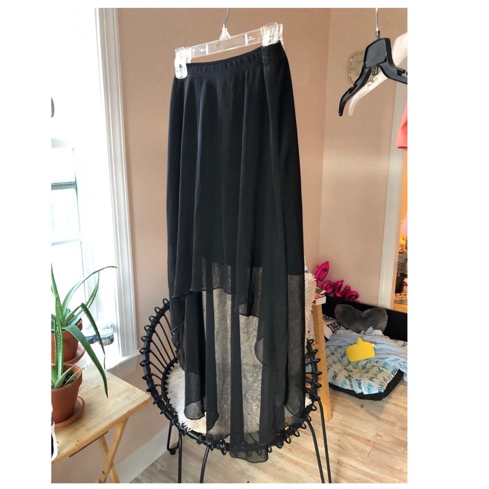 Black hi-low mesh skirt